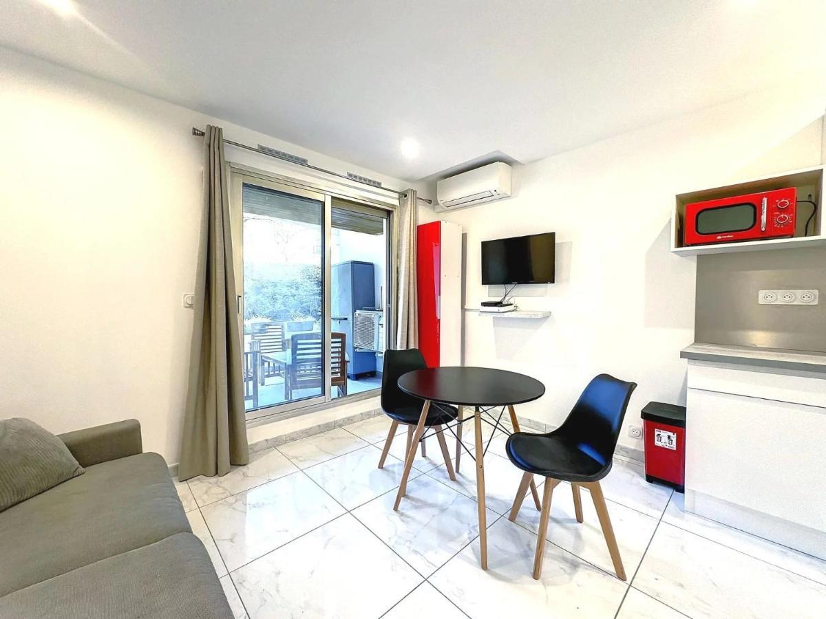 Superbe Studio Terrasse Centre Ville Et Plages A Pieds Cannes Dış mekan fotoğraf